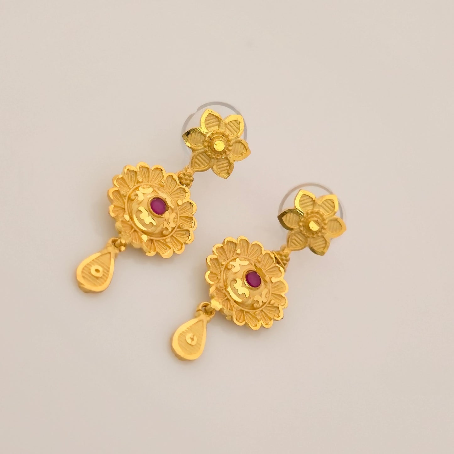 1 Gram Gold (Forming) Gold Tone Pink Stone Floral Cutwork Choker Necklace Set | Traditional Designer Necklace with Earrings for Women