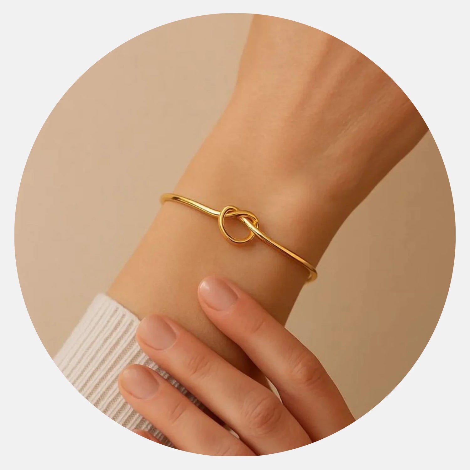 Artificial bracelet for women stylish design, Gold plated bracelet for women elegant look, American diamond bracelet trendy style, Fashion bracelet latest design for girls, Chain bracelet for women minimal design