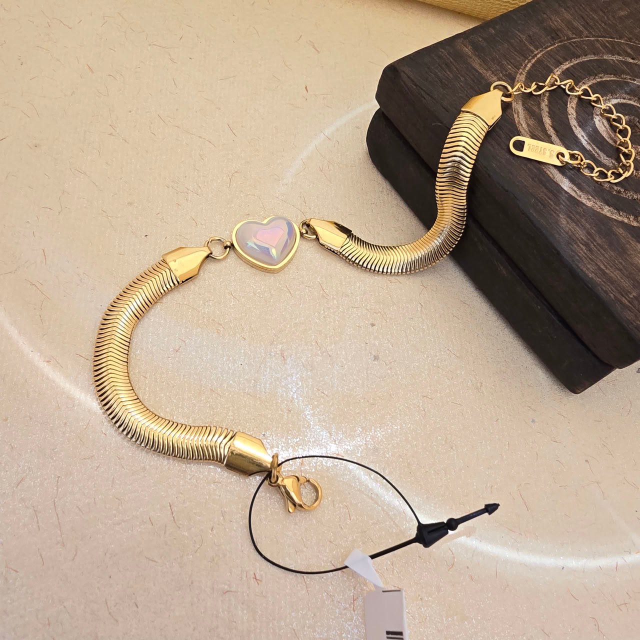 Gold Snake Chain Heart Charm Bracelet