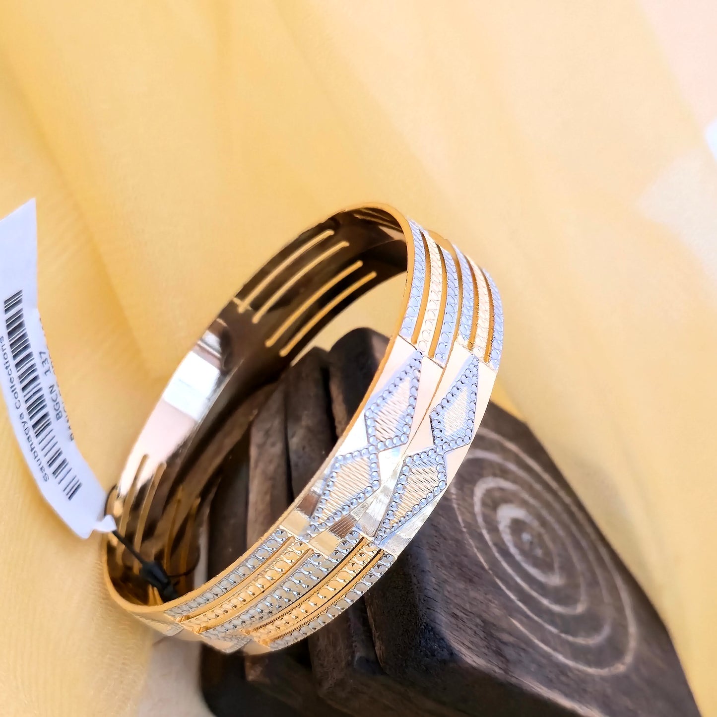 Dual Tone CNC Diamond Pattern Bangles for Women | Gold & Silver Geometric Designer Bangles