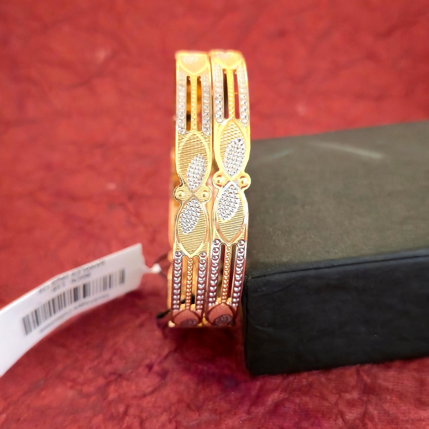 Dual Tone CNC Elongated Oval Design Bangles for Women | Gold & Silver Slim Designer Bangles