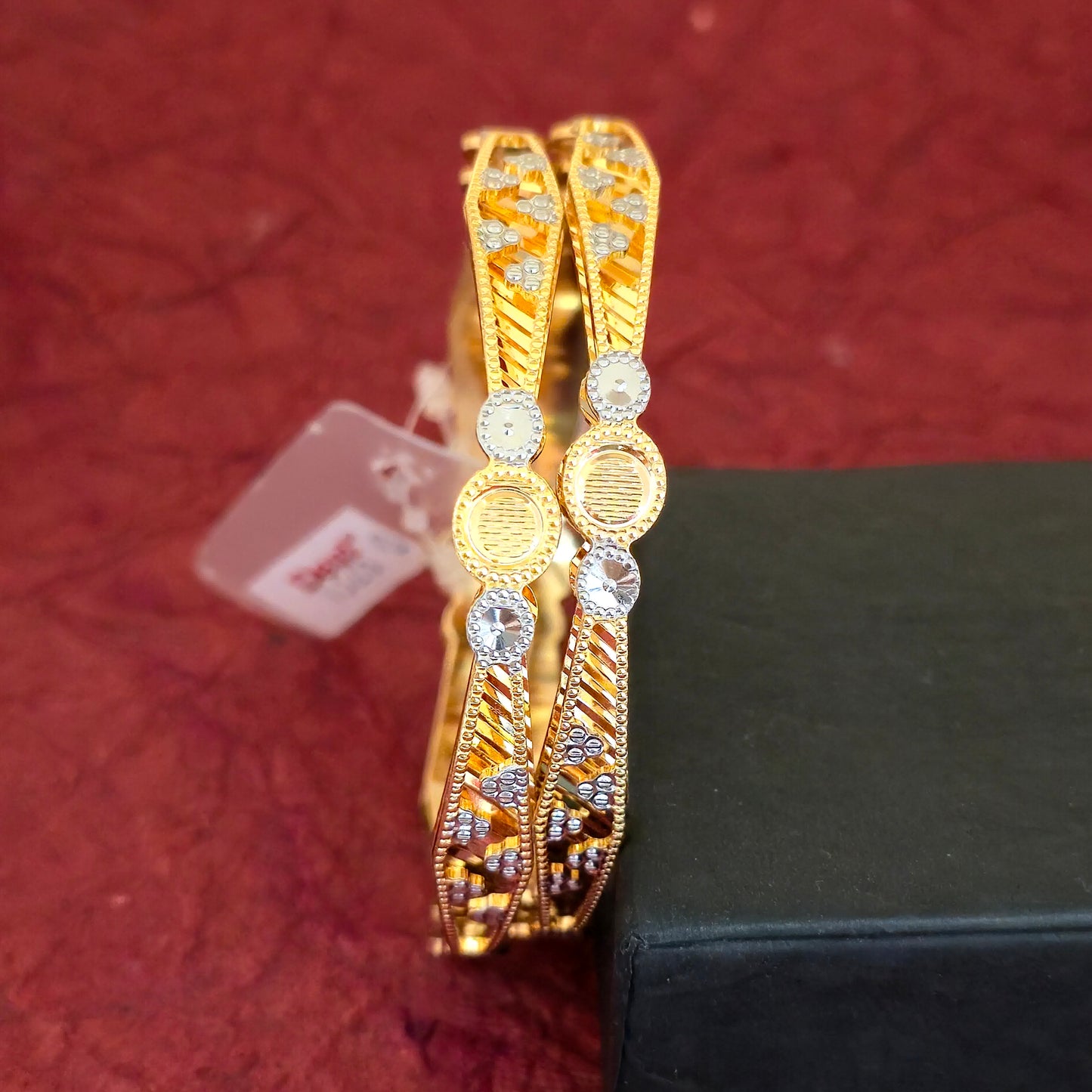 Dual Tone CNC Floral Circle Design Bangles for Women | Gold & Silver Traditional Designer Bangles
