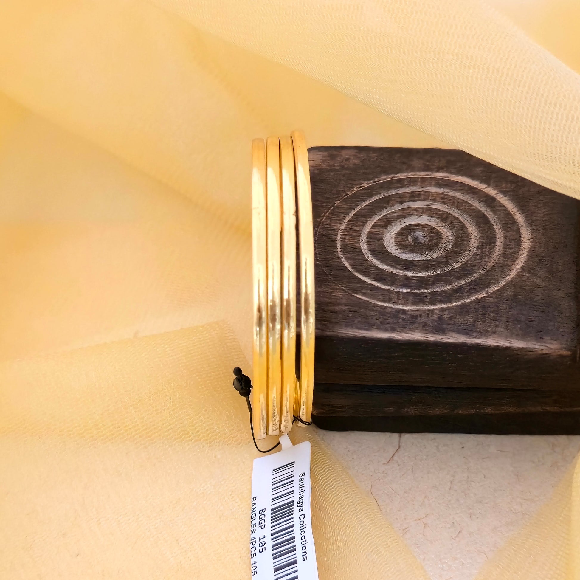 gold bangles set, plain bangles, minimal bangles, glossy bangles, daily wear bangles, gold plated bangles