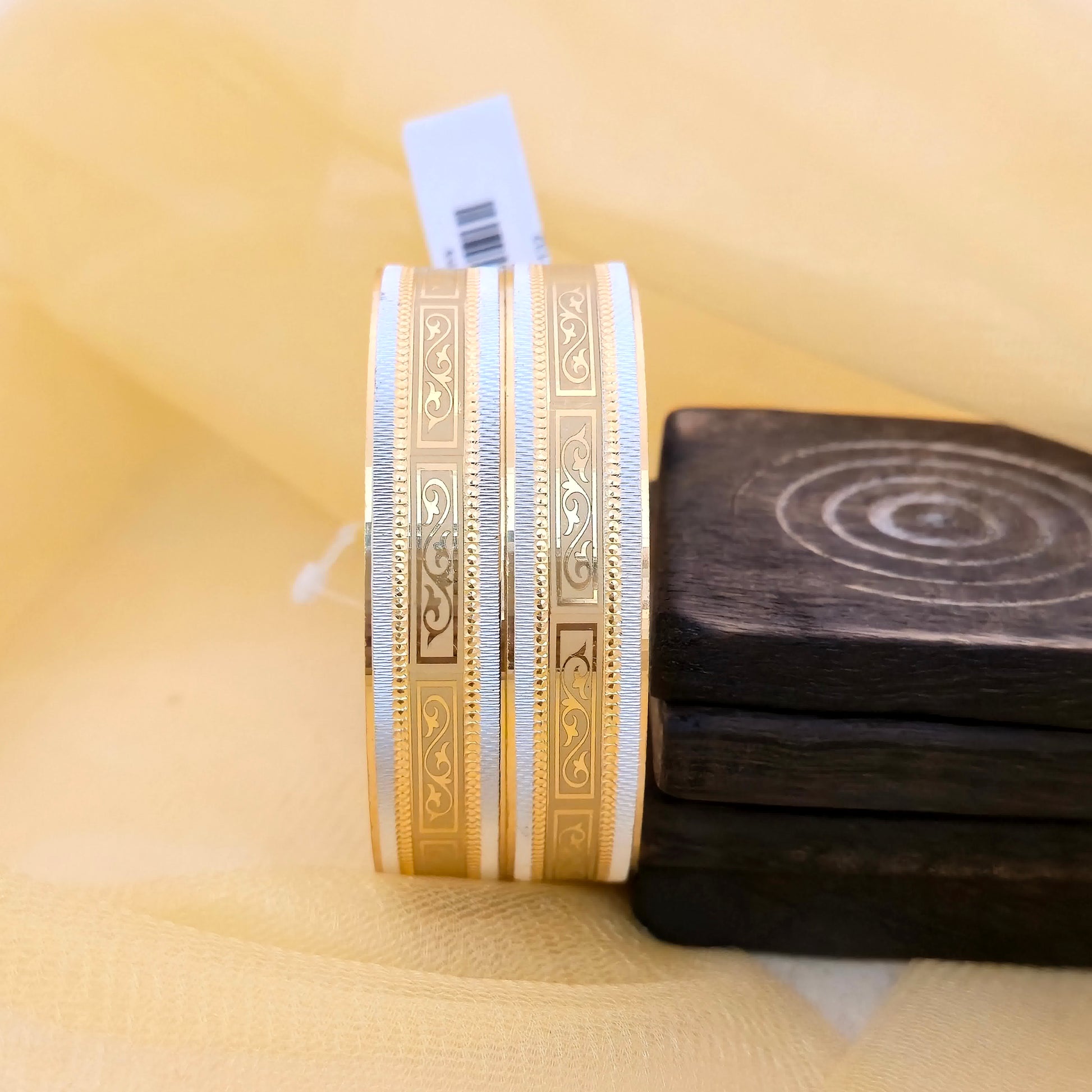 dual tone cnc bangles, gold silver bangles, engraved strip bangles, machine cut bangles, designer bangles, shiny bangles